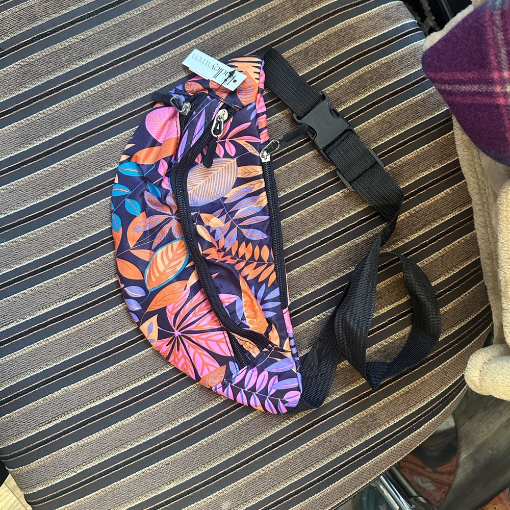NWT belt bag /crossbody